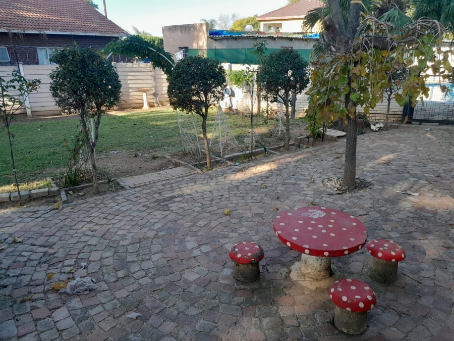 3 Bedroom Property for Sale in Oos Einde North West